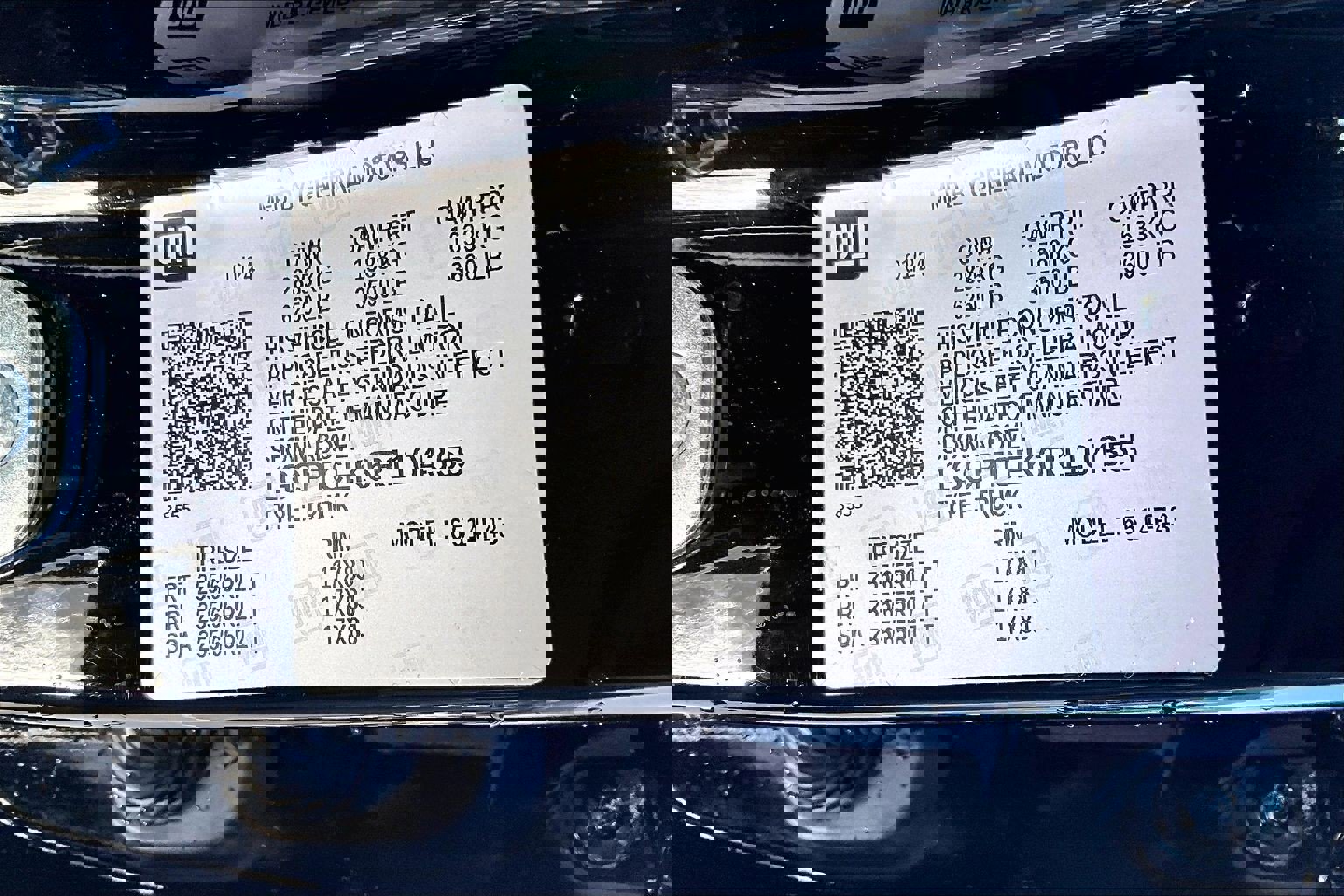 Used 2024 Chevrolet Colorado LT w/ LT Convenience Package image 36