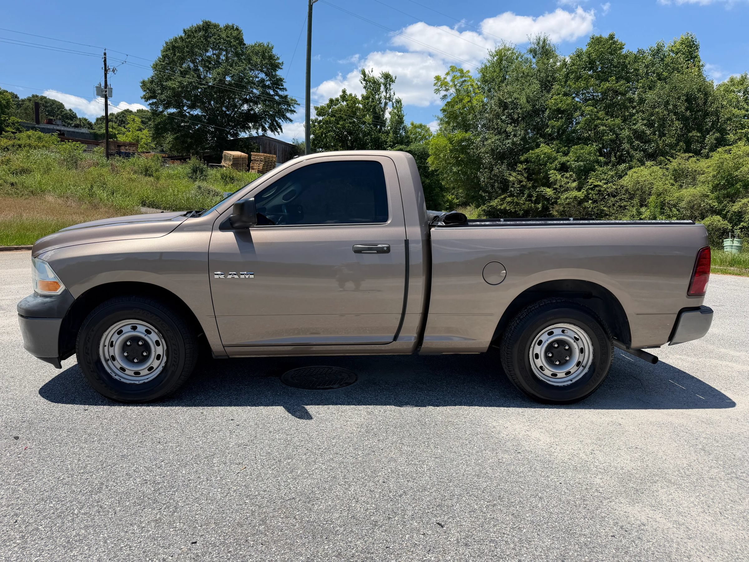 Used 2010 Dodge Ram 1500 Truck ST w/ ST Popular Equipment Group RWD image 2