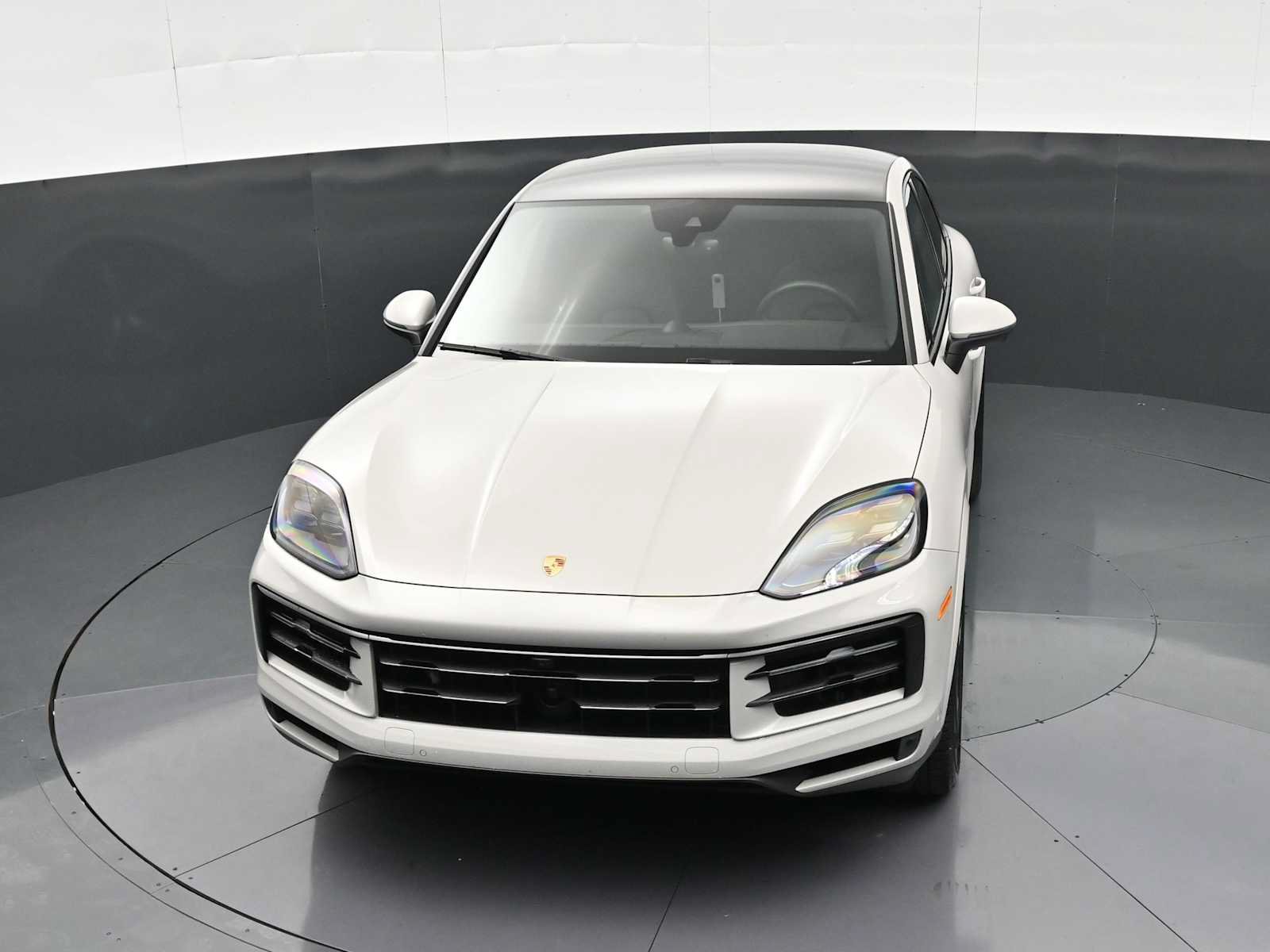 Certified 2026 Porsche Cayenne Coupe AWD/4WD image 38