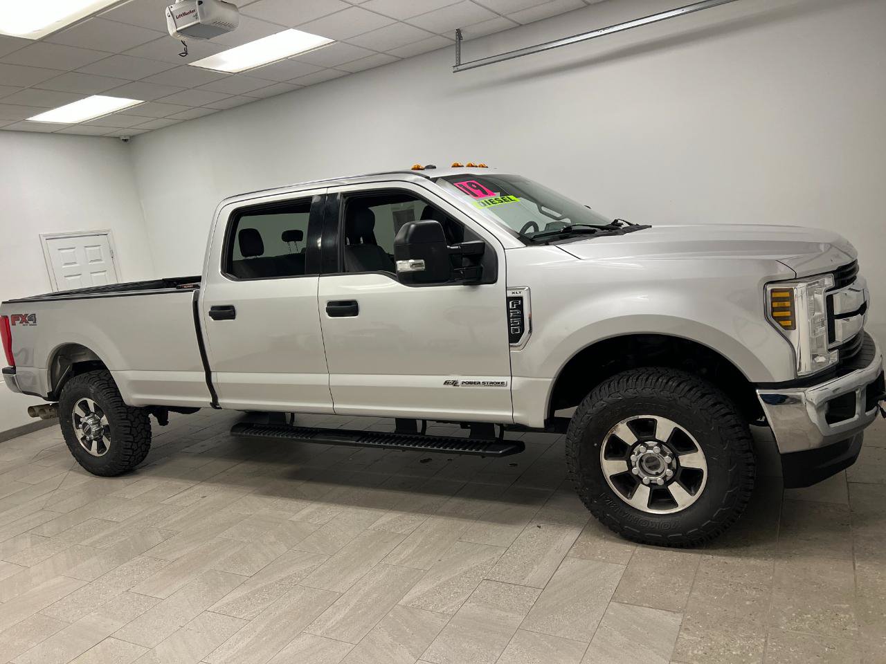 Used 2019 Ford F250 XLT w/ XLT Value Package AWD/4WD image 10
