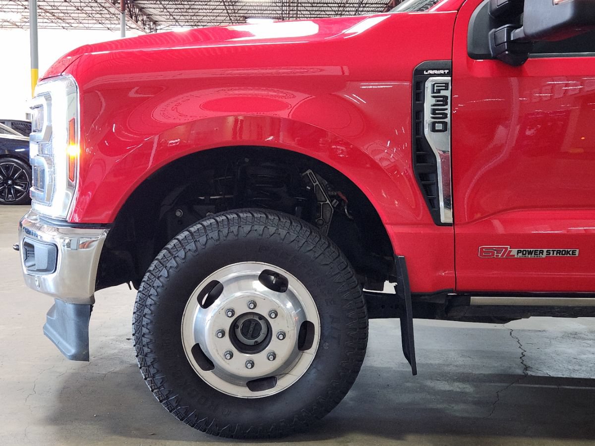 Used 2025 Ford F350 Lariat w/ Lariat Ultimate Package AWD/4WD image 5
