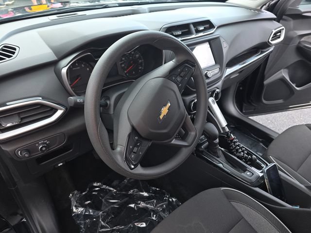 Used 2023 Chevrolet TrailBlazer LS FWD image 18