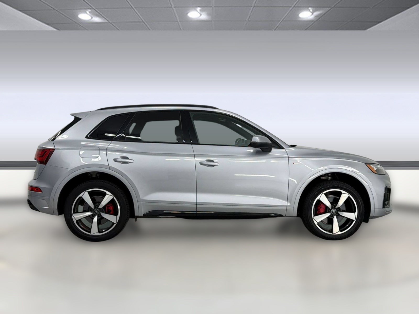 Used 2024 Audi Q5 2.0T Premium Plus w/ Premium Plus Package AWD/4WD image 8