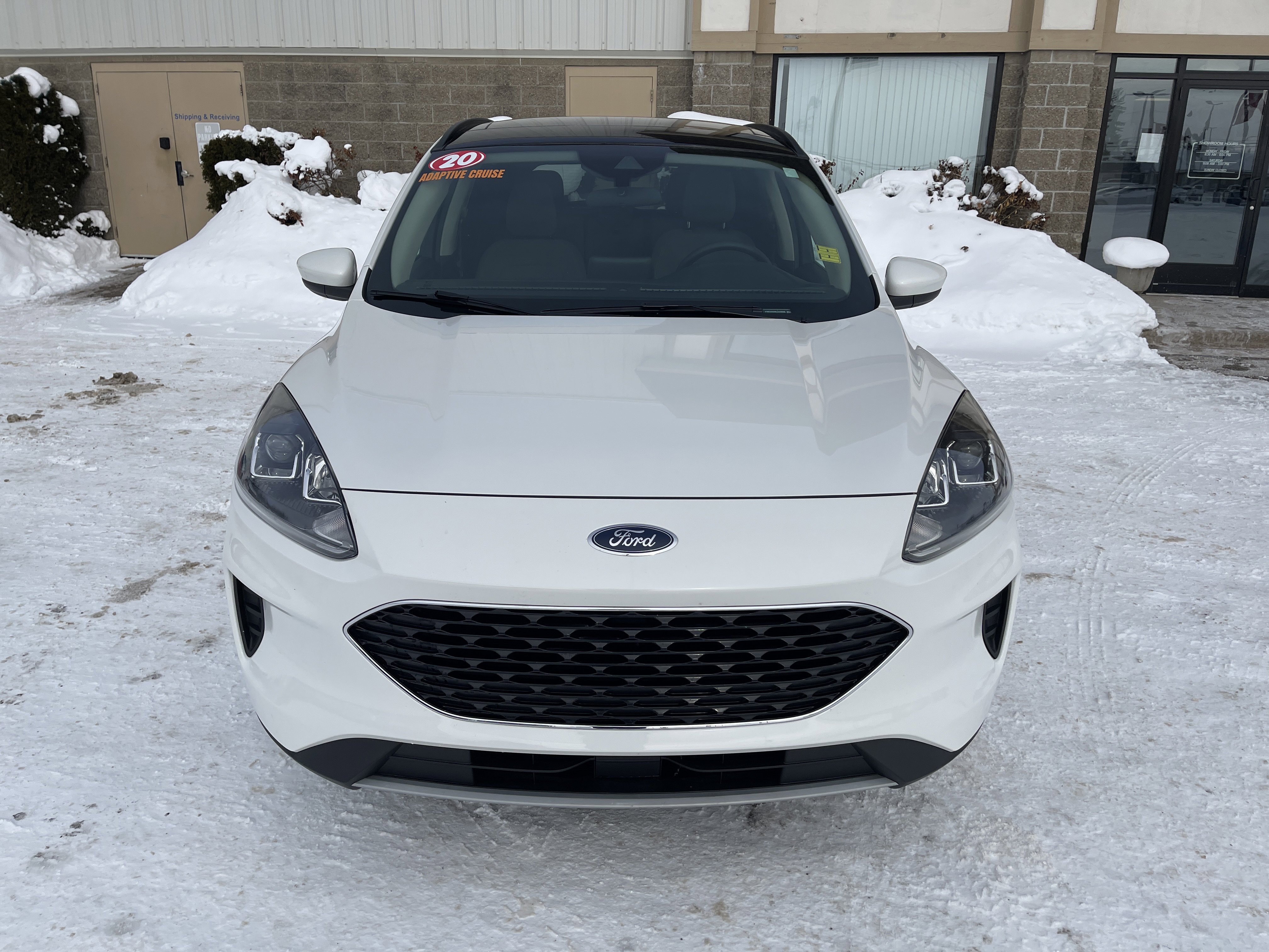 Used 2020 Ford Escape SE image 8