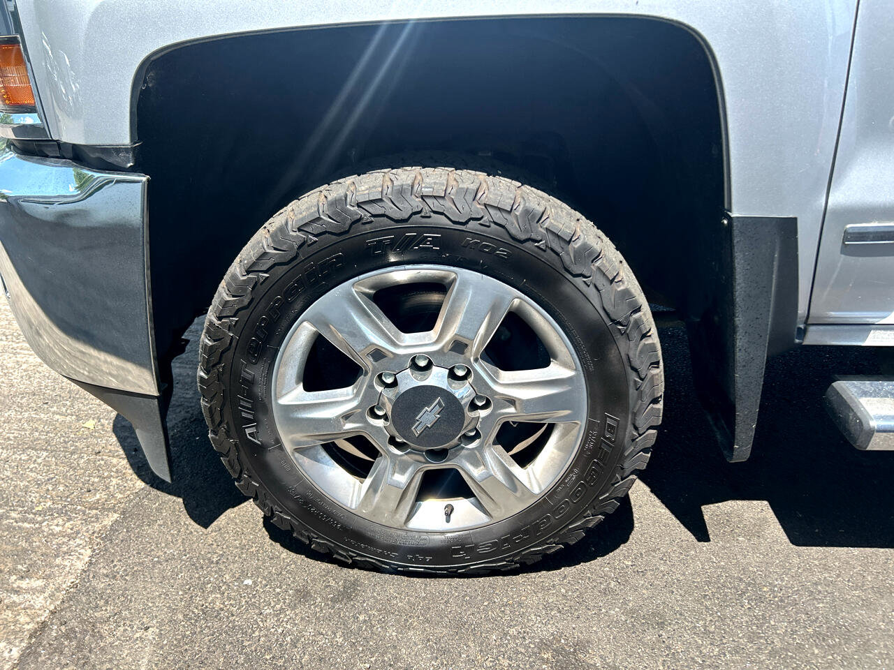 Used 2019 Chevrolet Silverado 2500 LTZ w/ Duramax Plus Package image 16