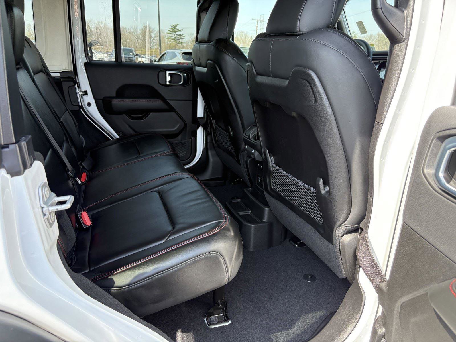 New 2026 Jeep Wrangler Unlimited Rubicon image 12