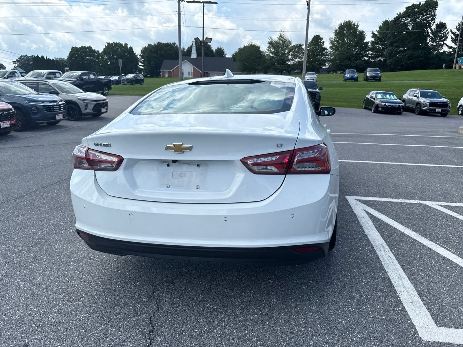 Used 2024 Chevrolet Malibu LT FWD image 3