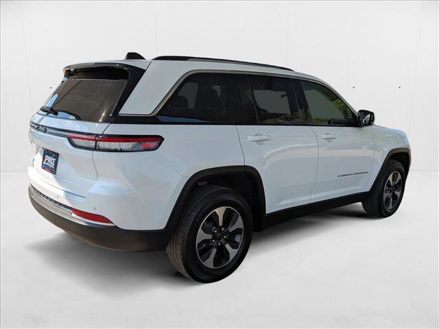 Used 2023 Jeep Grand Cherokee 4WD 4xe image 5