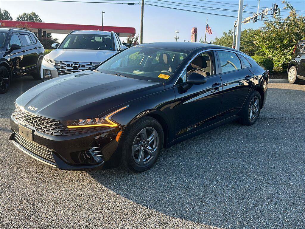 Used 2023 Kia K5 LXS FWD image 1