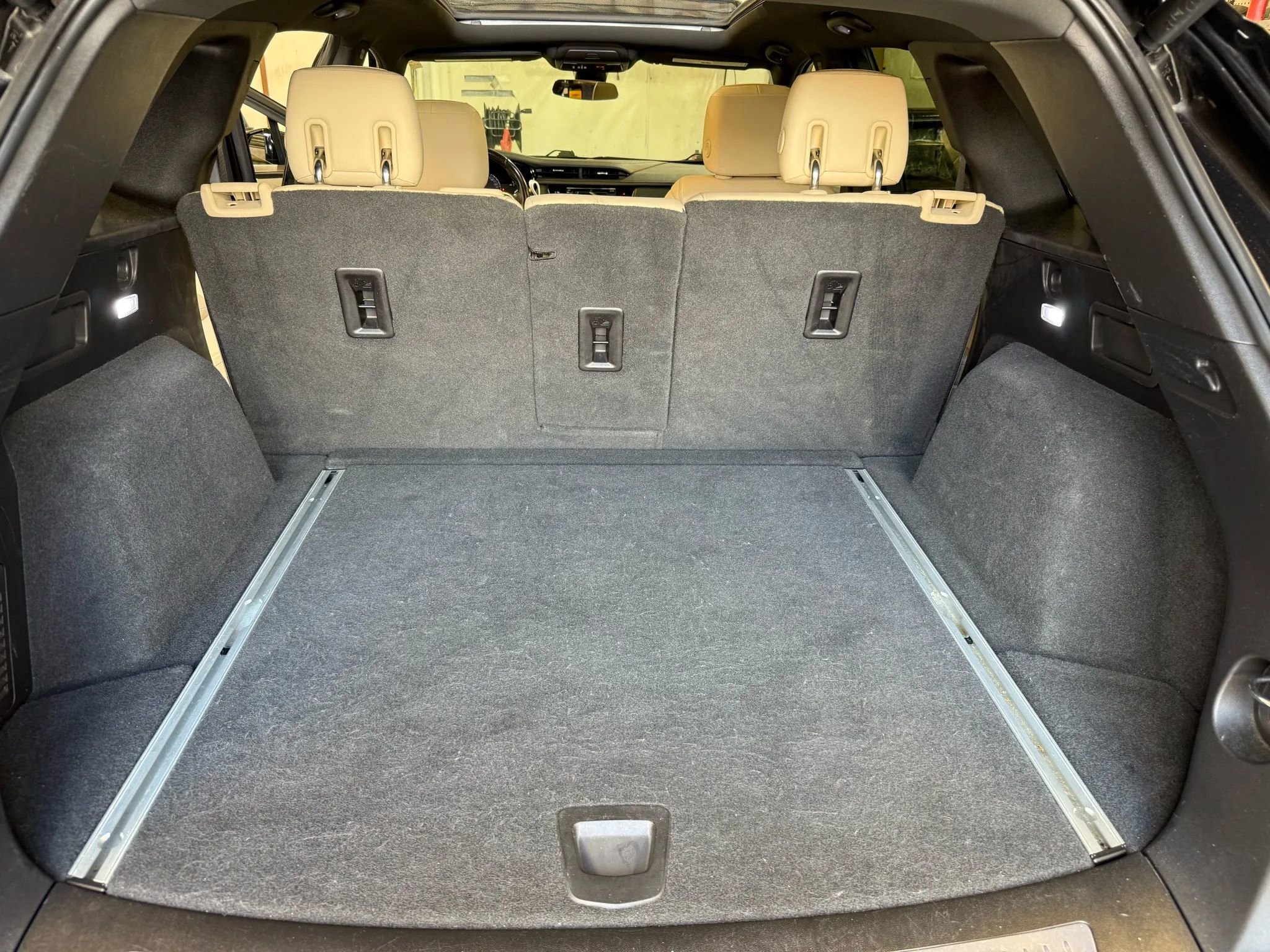 Used 2019 Cadillac XT5 Premium Luxury image 28