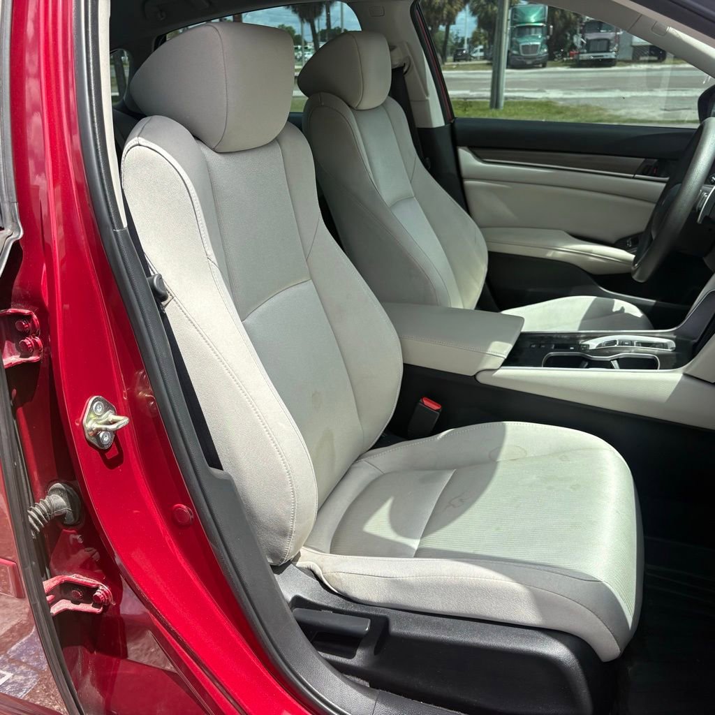 Used 2019 Honda Accord Hybrid image 16