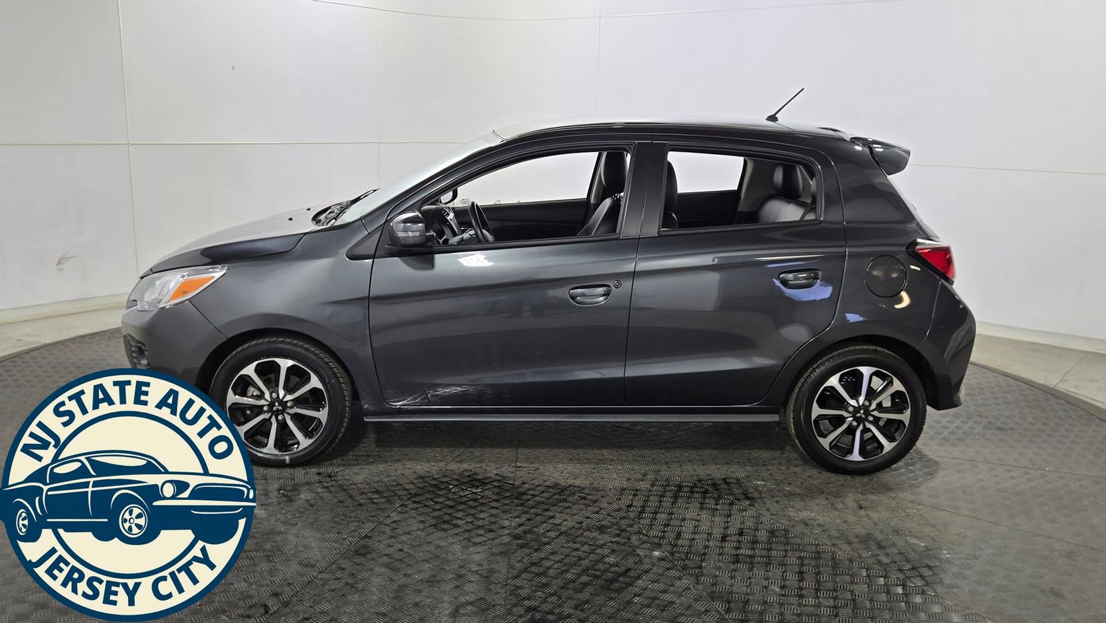 Used 2024 Mitsubishi Mirage Black Edition FWD image 4
