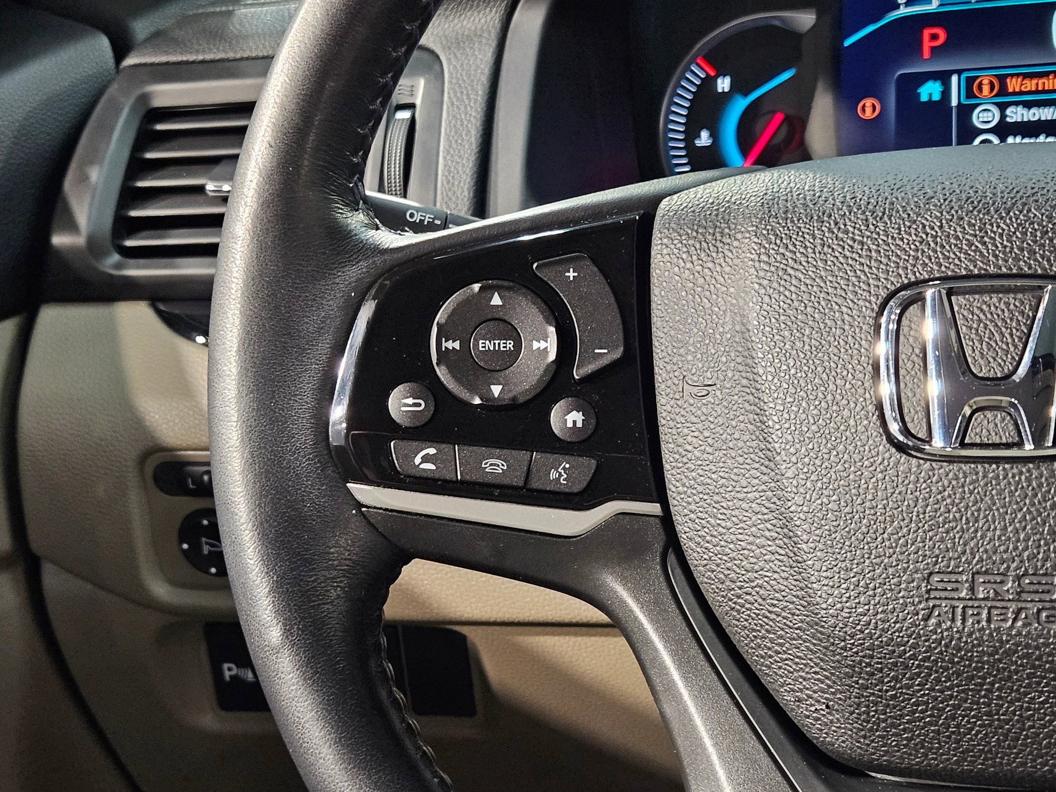 Used 2021 Honda Pilot Touring image 27