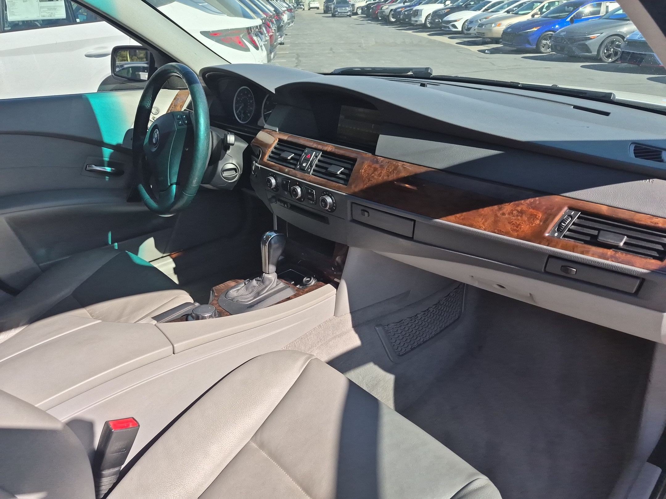 Used 2007 BMW 530xi Sedan AWD/4WD image 31