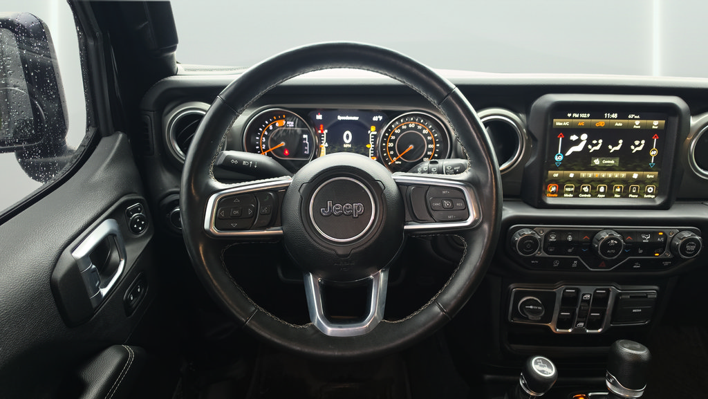 Used 2023 Jeep Wrangler Unlimited Sahara w/ Cold Weather Group AWD/4WD image 10