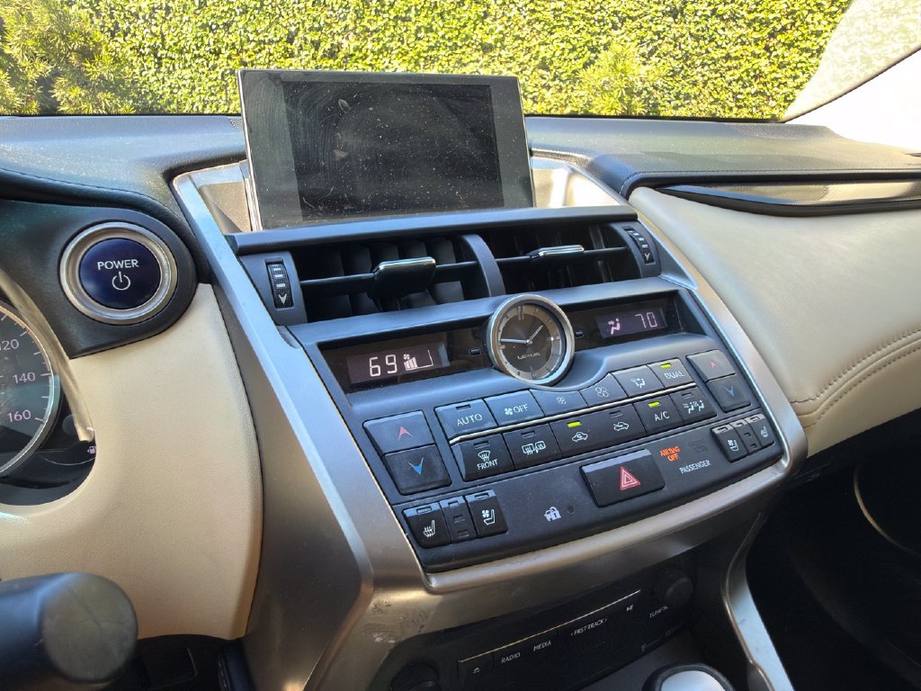 Used 2016 Lexus NX 300h AWD w/ Premium Package image 12