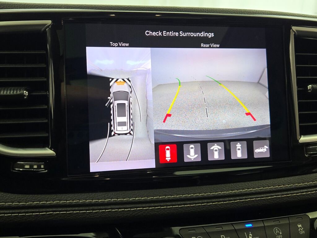 Used 2022 Chrysler Pacifica Limited FWD image 27