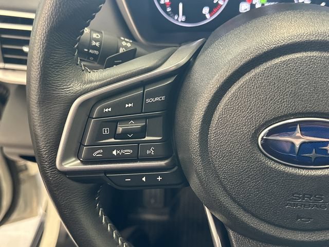 Used 2025 Subaru Outback Limited AWD/4WD image 36