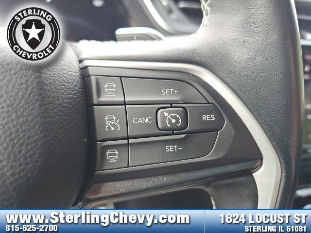Used 2022 Jeep Grand Cherokee L Laredo image 16