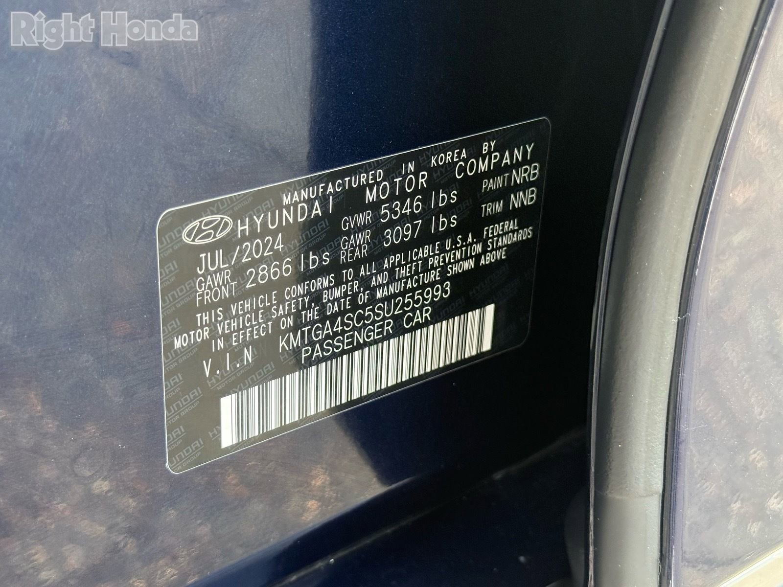 Used 2025 Genesis G80 2.5T image 30