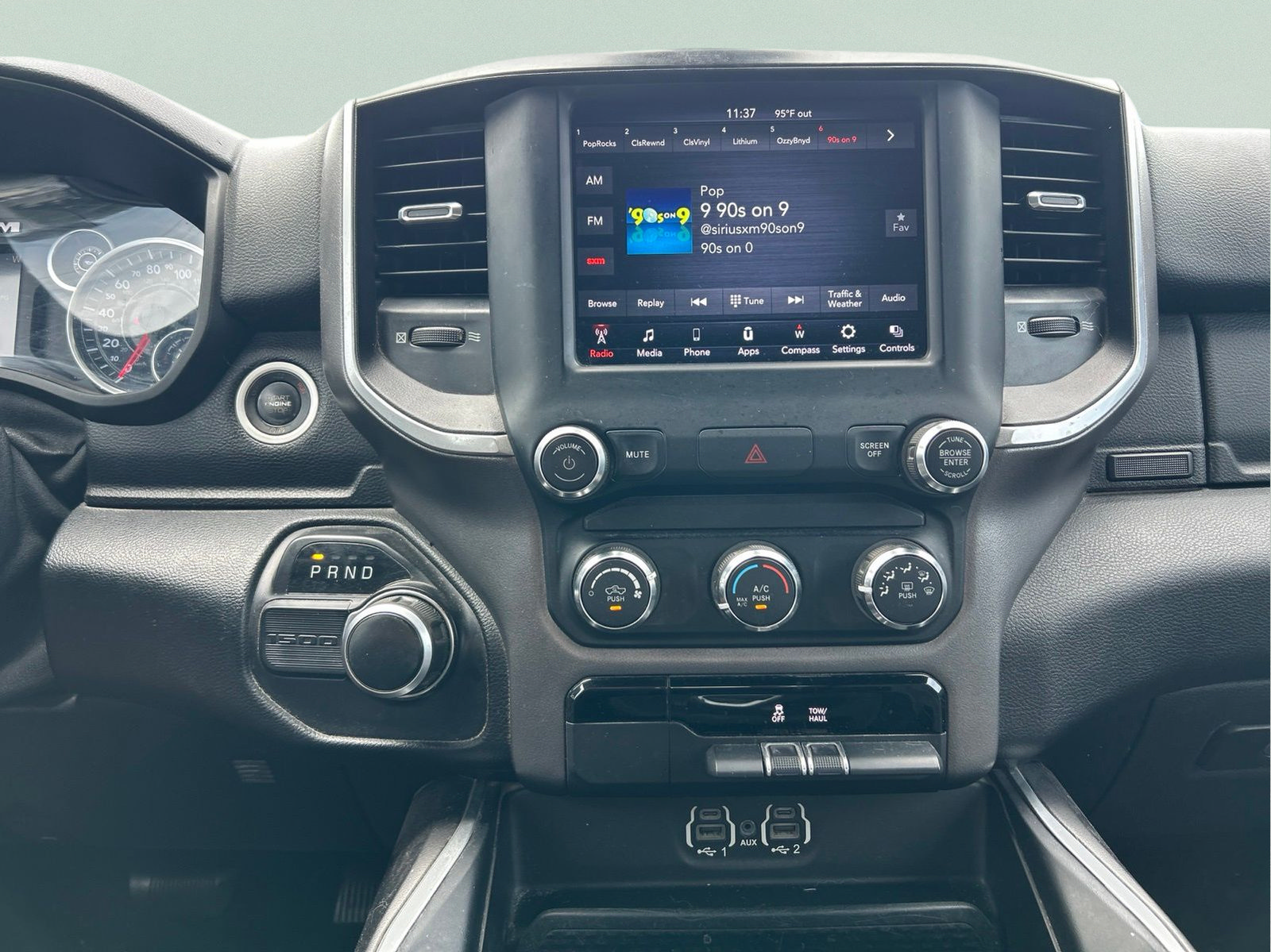 Used 2021 RAM 1500 Big Horn RWD image 17