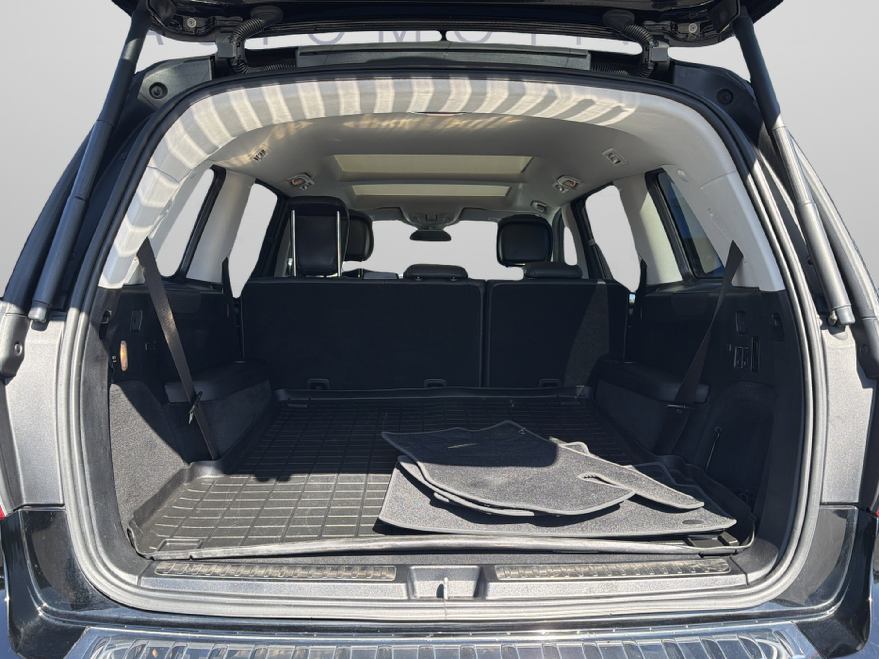 Used 2017 Mercedes-Benz GLS 550 4MATIC image 10