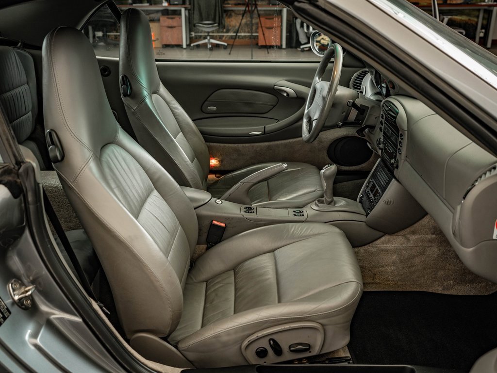 Used 2001 Porsche 911 Carrera image 26