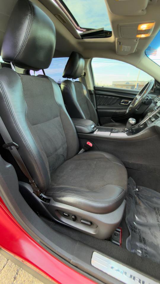 Used 2011 Ford Taurus SHO w/ 402A Rapid Spec Order Code image 40