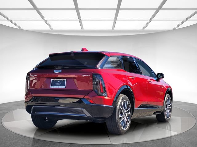 Certified 2025 Cadillac Optiq Sport 2 w/ LPO, Floor Liner Package AWD/4WD image 4