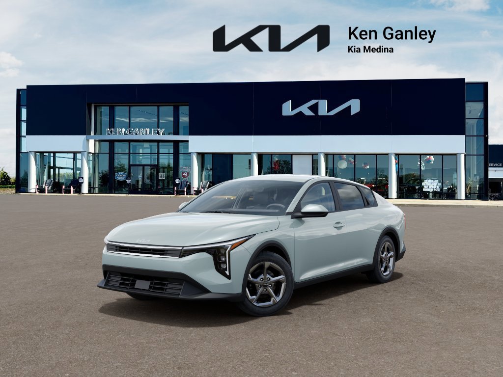 New 2026 Kia K4 FWD image 1