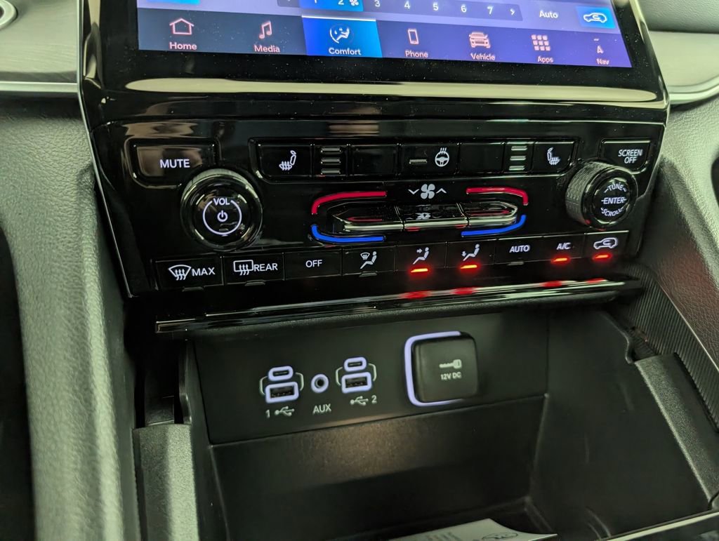 New 2025 Jeep Grand Cherokee L Limited image 26