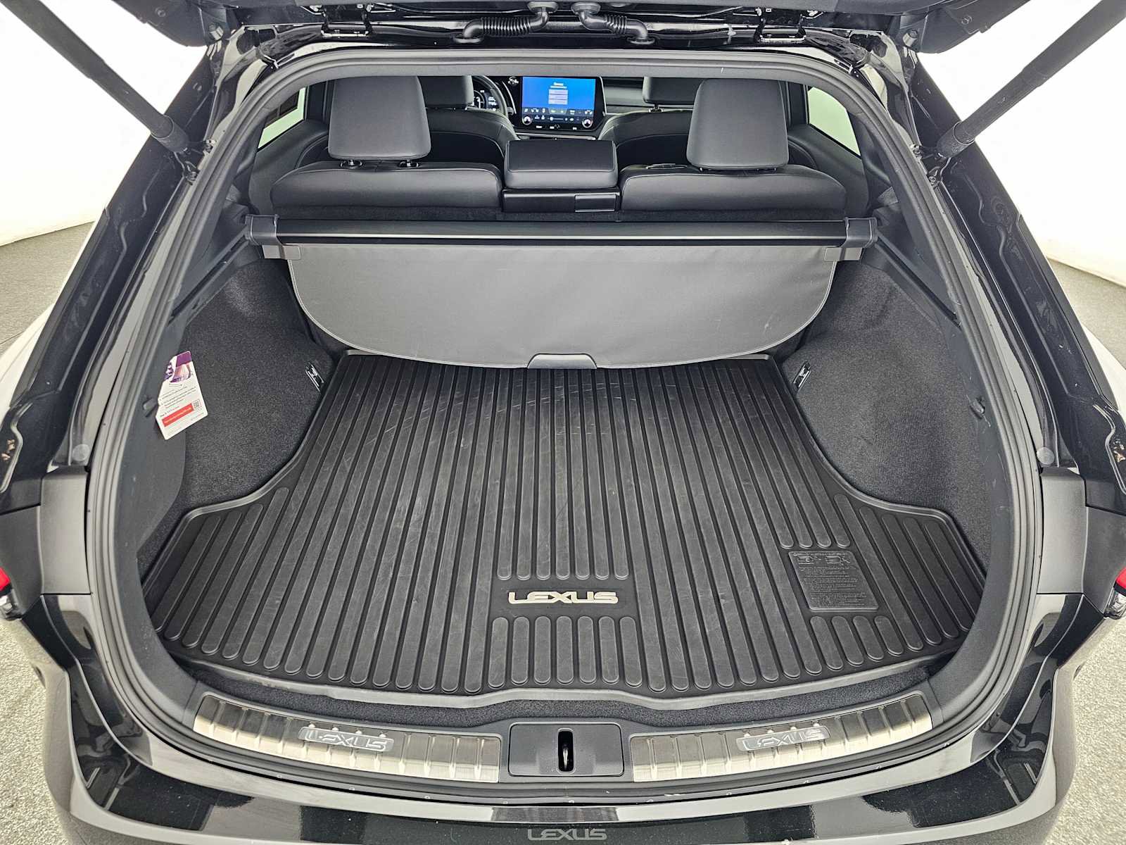 Certified 2025 Lexus RX 350h w/ Convenience Package image 13