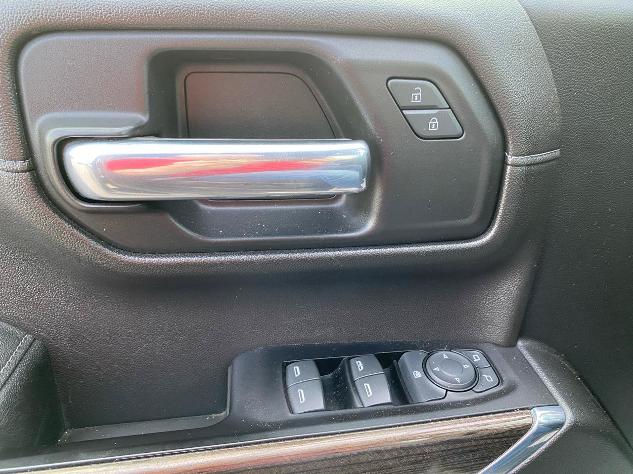 Used 2019 Chevrolet Silverado 1500 LT w/ All-Star Edition AWD/4WD image 14