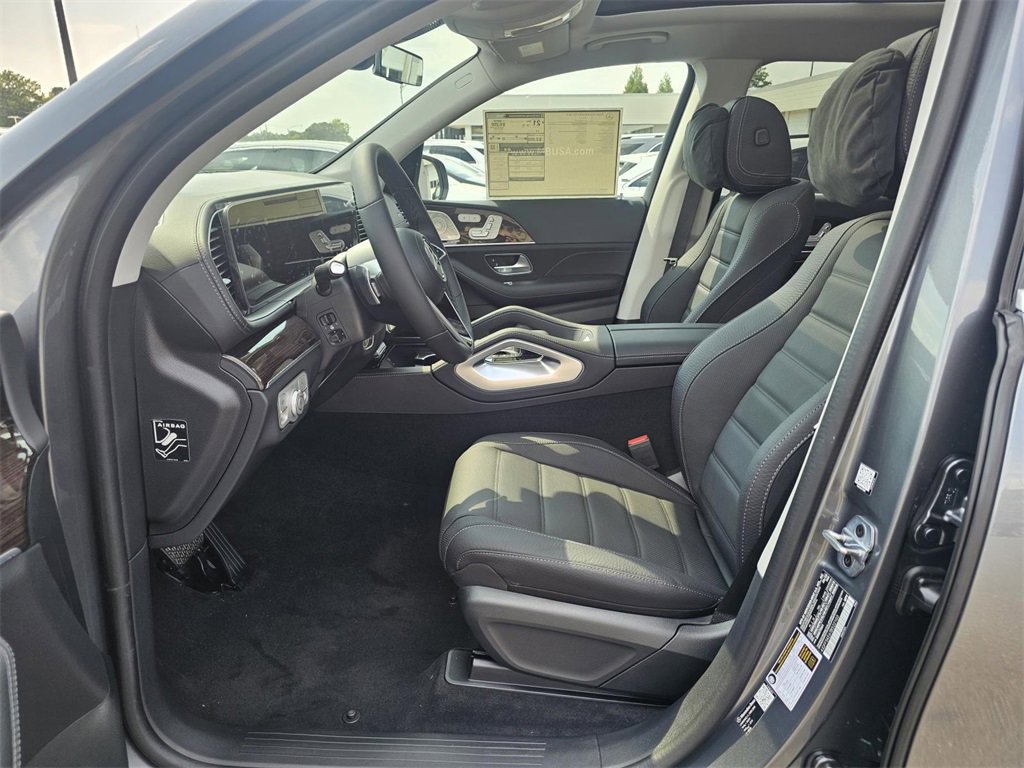 New 2026 Mercedes-Benz GLS 450 4MATIC image 23