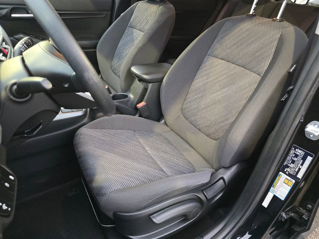 Used 2024 Kia Seltos LX image 25