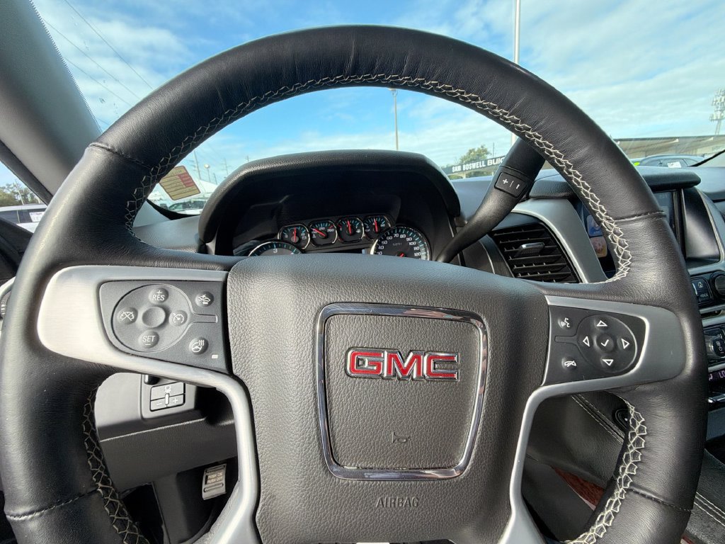 Used 2020 GMC Yukon SLT w/ Premium Edition RWD image 21