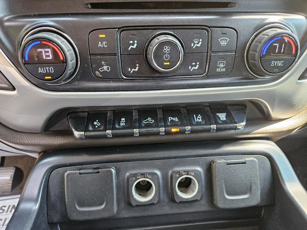 Used 2017 GMC Sierra 3500 SLT w/ Duramax Plus Package AWD/4WD image 17
