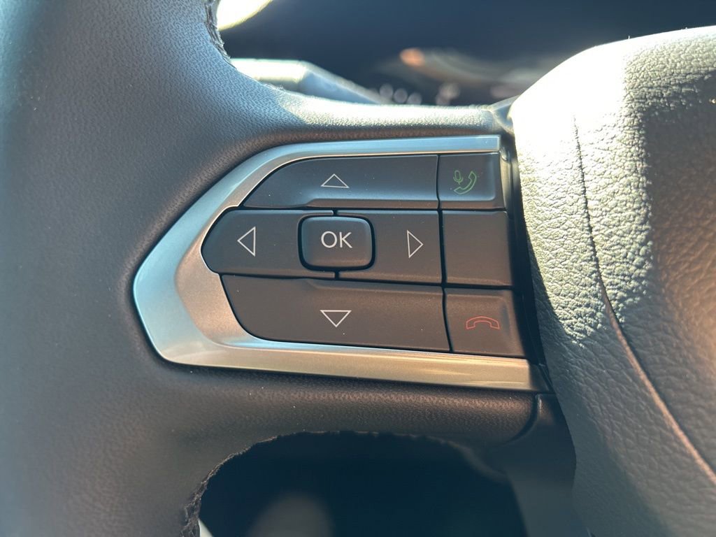 New 2026 Jeep Compass Latitude image 18