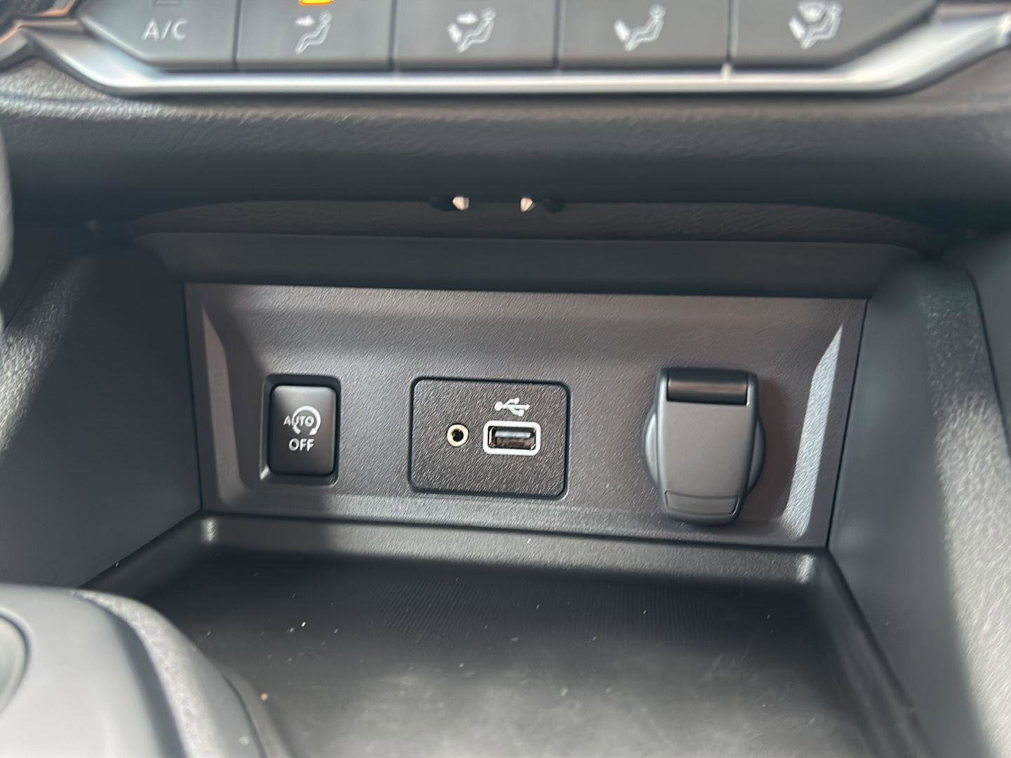 Used 2025 Nissan Sentra S FWD image 21