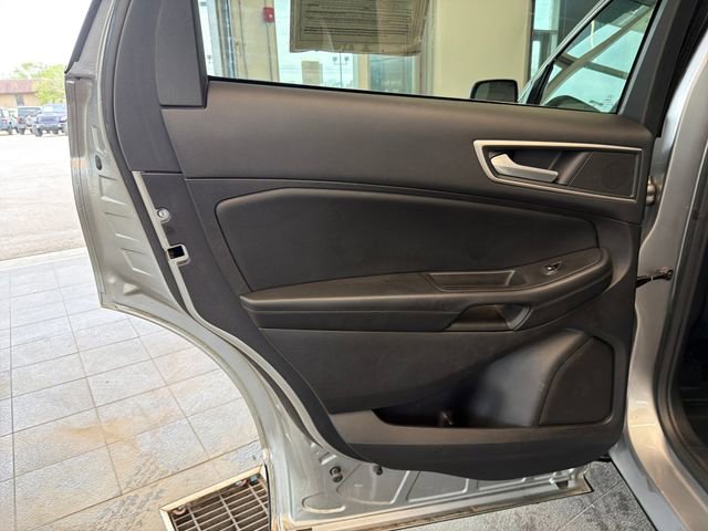 Used 2021 Ford Edge SEL w/ Convenience Package image 25