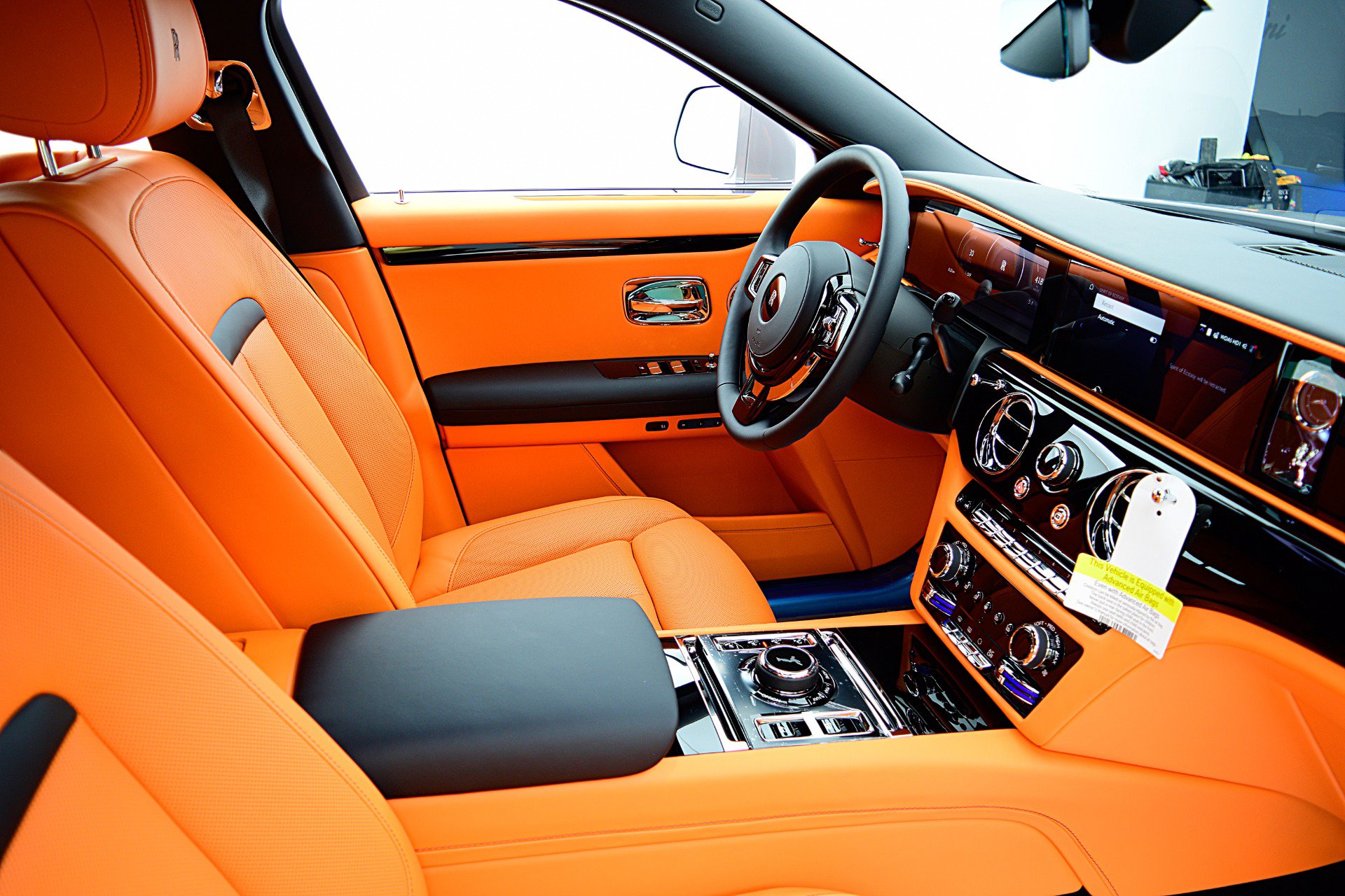 Used 2025 Rolls-Royce Ghost AWD/4WD image 37