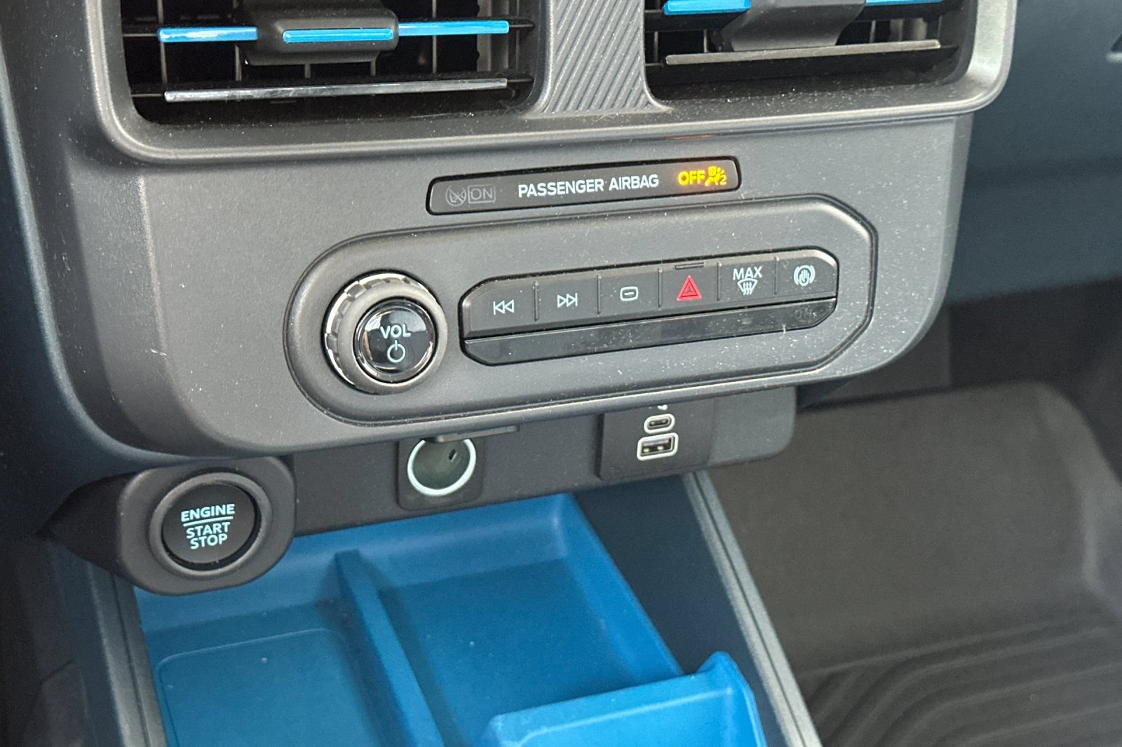 Used 2025 Ford Maverick XLT FWD image 19