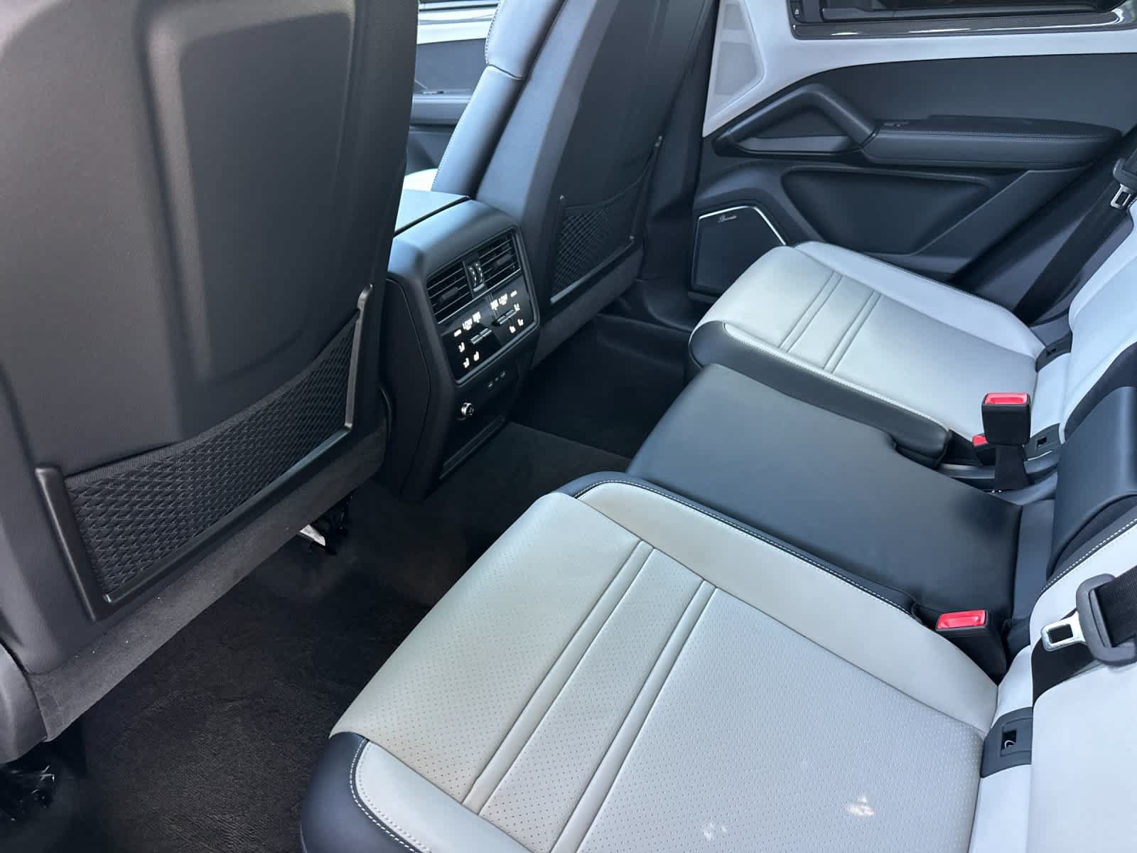 New 2026 Porsche Cayenne GTS AWD/4WD image 13