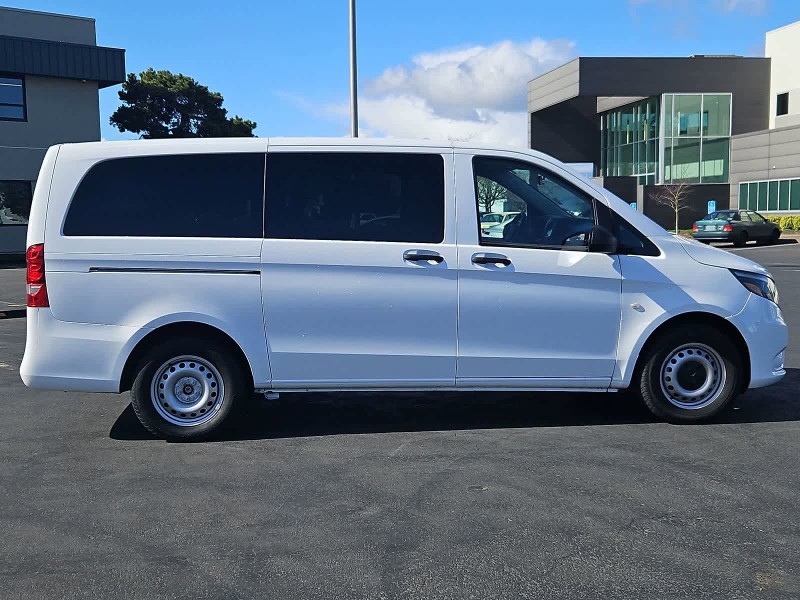 Used 2023 Mercedes-Benz Metris Passenger image 7