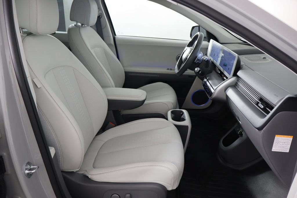 Used 2023 Hyundai Ioniq 5 Limited AWD/4WD image 18