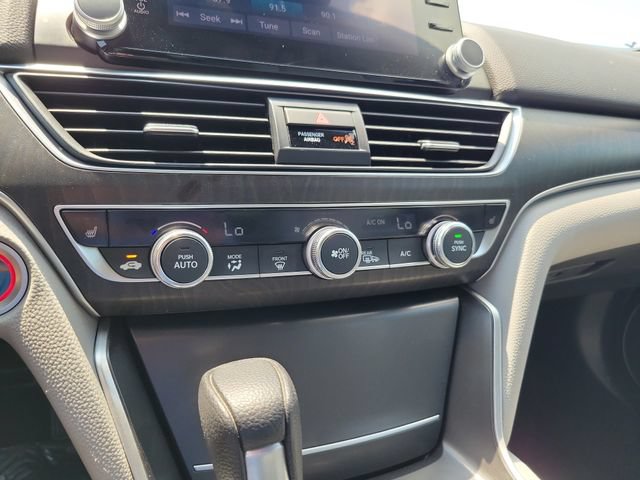 Used 2020 Honda Accord EX image 21