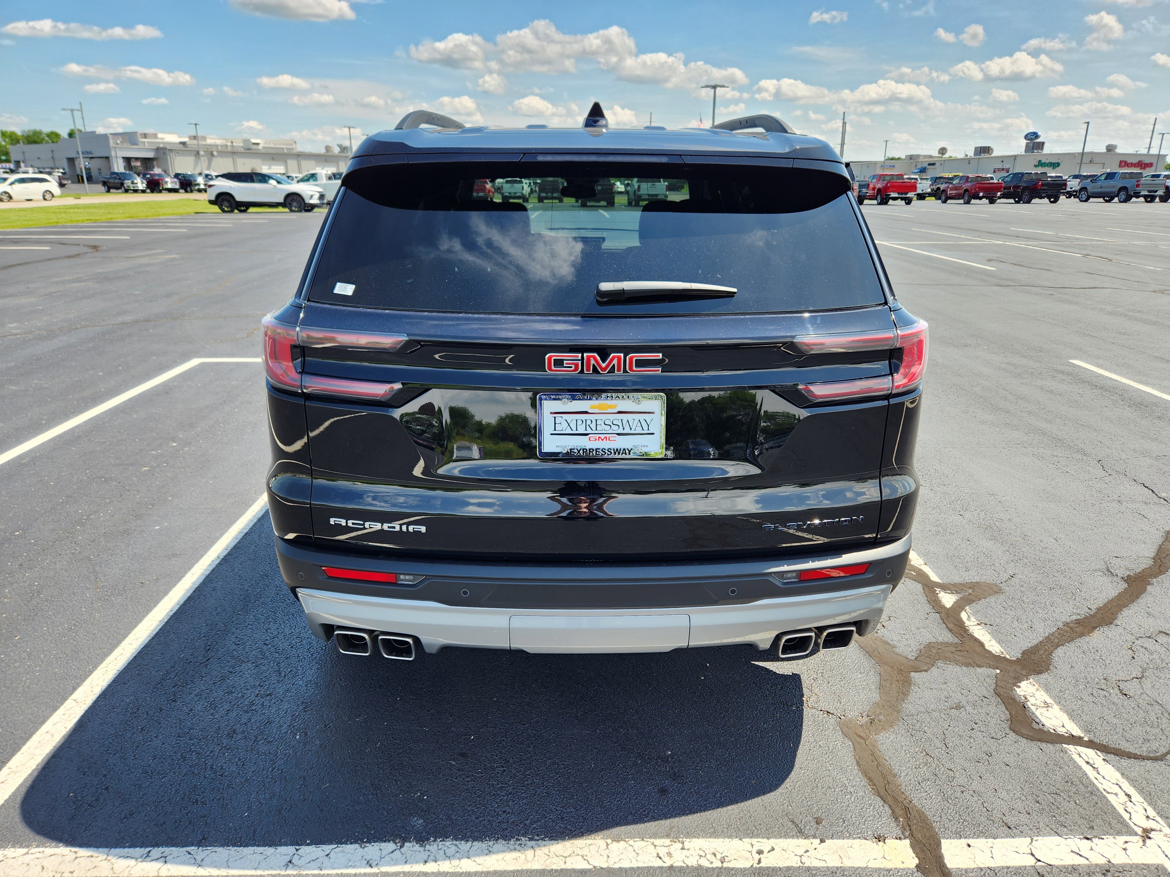 New 2025 GMC Acadia Elevation w/ Elevation Premium Package image 4