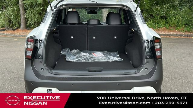 Used 2025 Nissan Kicks SR w/ Interior Electronics Package FWD image 25