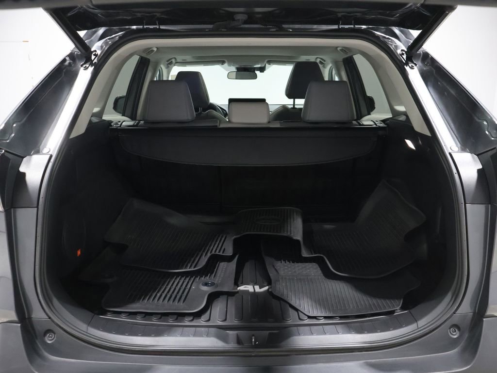 Certified 2023 Toyota RAV4 XLE Premium image 5