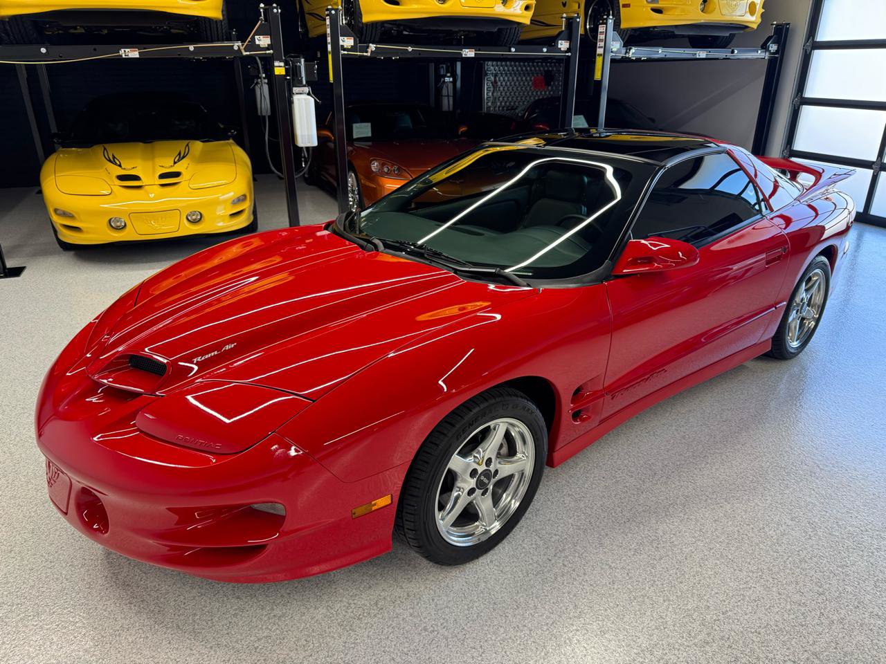 Used 1999 Pontiac Firebird Formula RWD image 6
